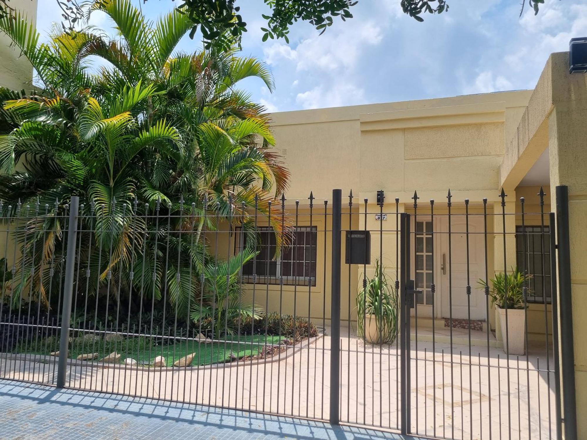 Espectacular Casona Boutique Con Pileta Y Gym!! Hasta 4 Huespedes Apartment Saenz Pena  Exterior photo