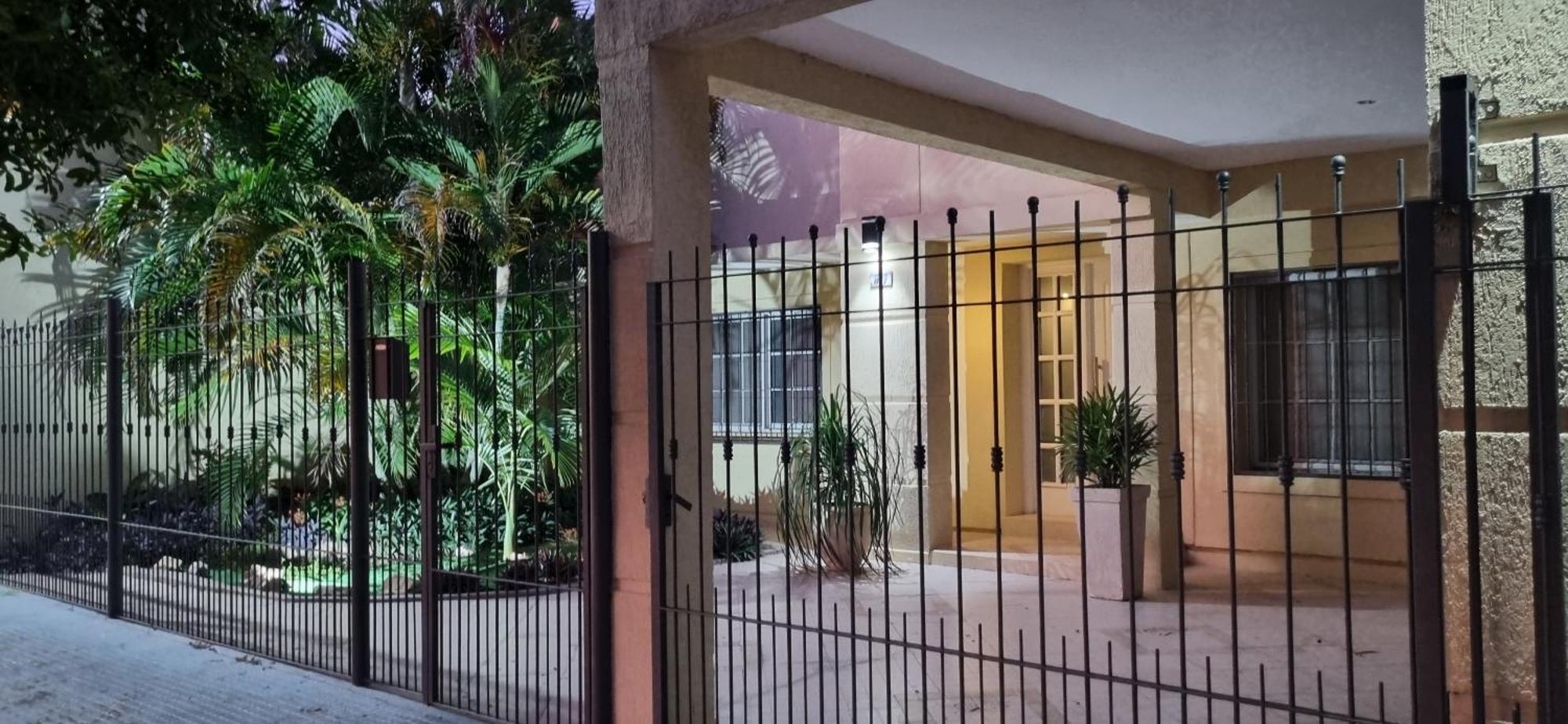 Espectacular Casona Boutique Con Pileta Y Gym!! Hasta 4 Huespedes Apartment Saenz Pena  Exterior photo